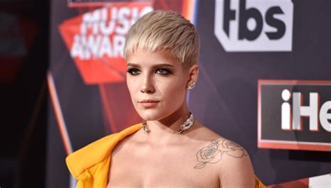 Halsey Shares Sexual Assault Story In Womens March Poem Newshub