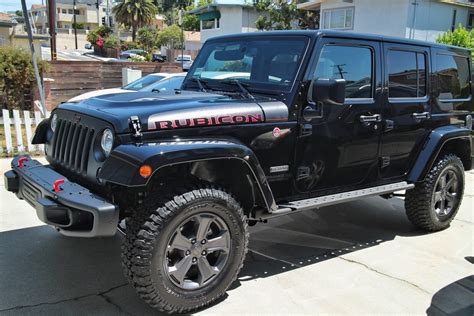 Jeep wranglers are the suv everyone wishes they had. My Bday gift, 1st time Jeep owner. Virtual wave to ...