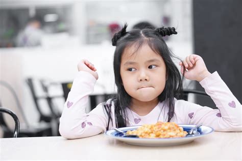 A Criança Não Quer Comer Arroz Aqui Estão 5 Maneiras De Superar Isso