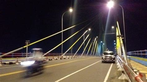 Jembatan Soekarno Di Manado Sepi Di Malam Pergantian Tahun