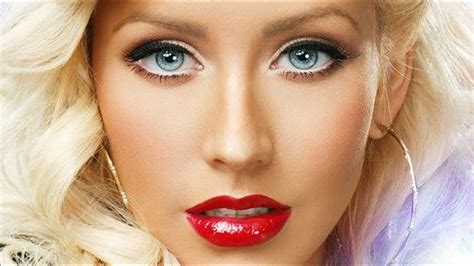Christina Aguilera Is Unrecognizable In New Photoshoot