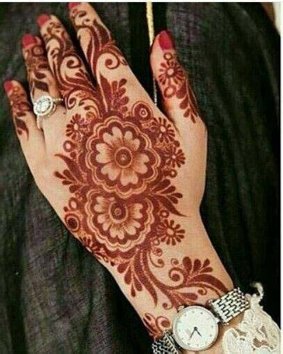 Eid is an auspicious occasion for muslims all around the world. Beautiful Eid-ul-Fitr Mehndi Designs for Girls 2017-18 ...