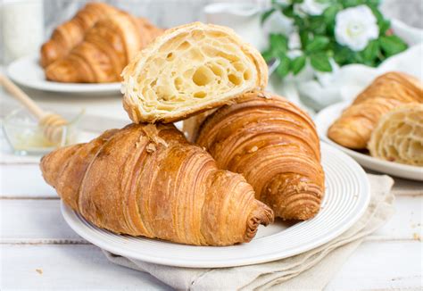 Croissants The Easy Recipe To Make Them At Home