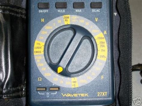 Digital Multimeter Wavetek 27xt W Case And Test Probes 27206264