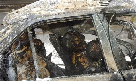 driver and passengers all burned to death in a car fire