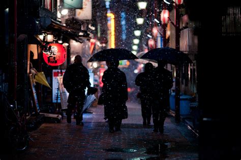 A First Timers Guide To Tokyo After Dark