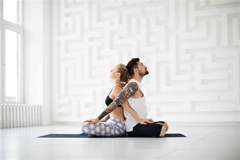 10 Places To Try Partner Yoga Around Philly This Valentine