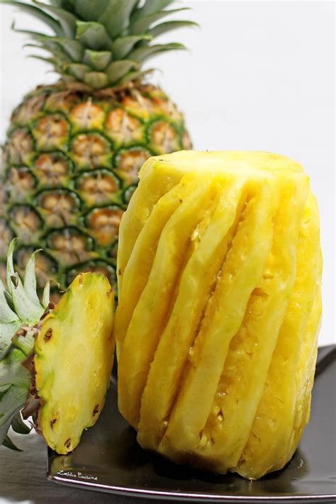 Carpaccio d ananas aux kumquats zeste de citron vert et spéculoos