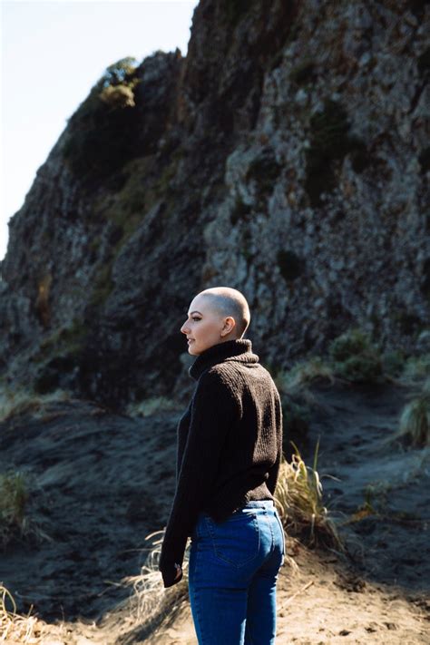 Women With Alopecia On How Hair Loss Affects Self Confidence Allure