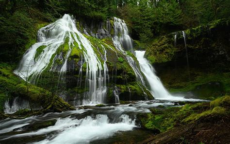 Panther Creek Falls In Southern Washington State Looks Amazing After