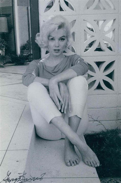 See The Stunning Photos From Marilyn Monroes Last Shoot Before Theyre
