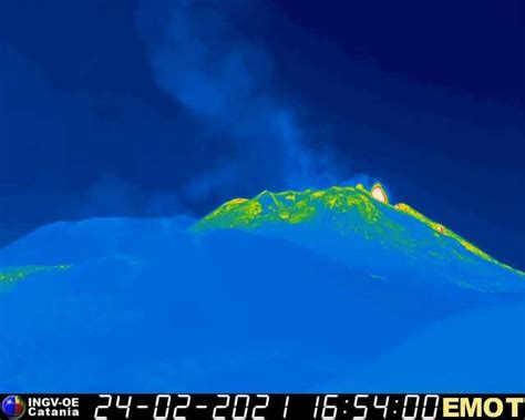 Das austretende kohlendioxid, das aufsteigende magma und die erdbebenserien würden jedoch nicht. Vulkanausbrüche: aktuelle Nachrichten | Vulkane Net Newsblog