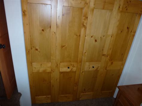 How do i install a bi fold closet door? Ana White | Bi-Fold Closet Doors - DIY Projects