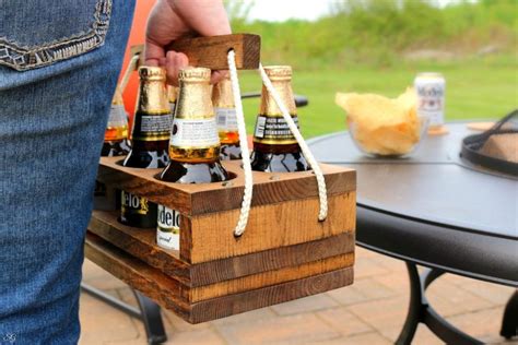 A Diy Beer Holder Learn How To Build This Diy Wooden Beer Caddy