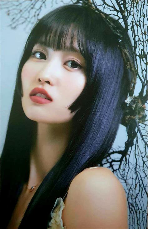 Jihyo, nayeon, jeongyeon, momo, sana, mina twice official accounts: TWICE SEASON'S GREETINGS 2020 "ILLUSION" | allkpop Forums