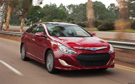 What will be your next ride? 2013 Hyundai Sonata Hybrid unmasked