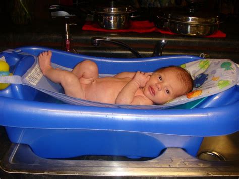 Brittlynn S Bath Seat The Journey Of Parenthood