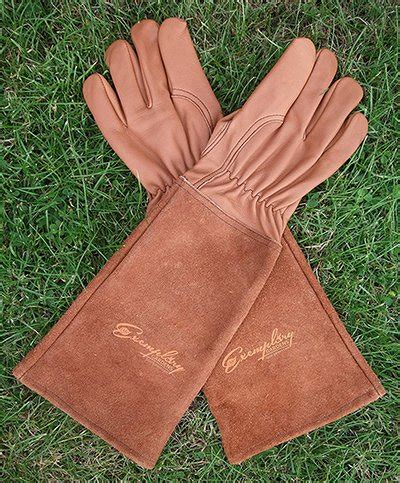 15 Gardening Gift Ideas (You’ll Want For Yourself)! • The Garden Glove