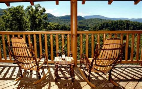 Top 4 Reasons Why Families Love Staying In Our 2 Bedroom Cabins In