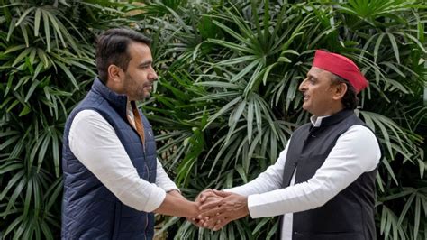 akhilesh yadav jayant chaudhary tweet pics after meeting hint at alliance for assembly polls