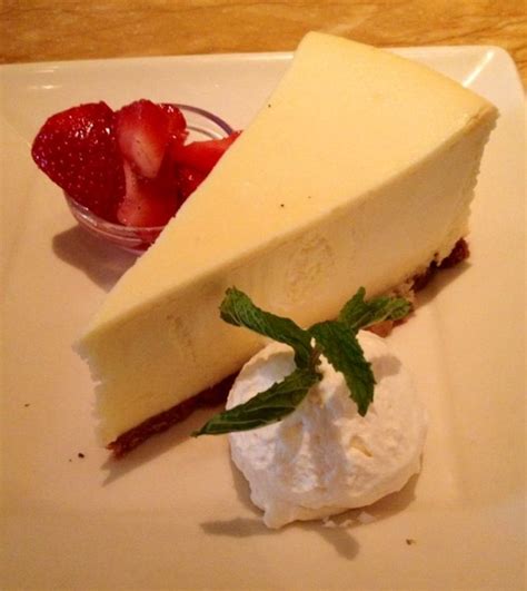 In general, stick to burritos that include eggs, meat, and cheese and avoid those that include beans. The Cheesecake Factory - Low Carb Cheesecake | Low carb ...