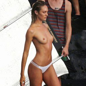 Candice Swanepoel Naked On Paparazzi Photos Scandal Planet The