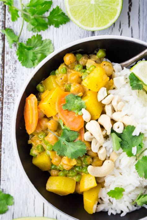 Veganes Kichererbsen Curry mit Kartoffeln