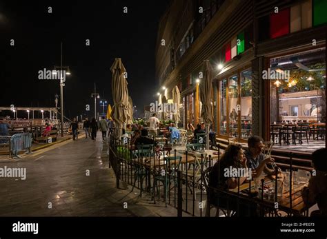 Israel Tel Aviv November 13 2021 Promenade With Cafes And