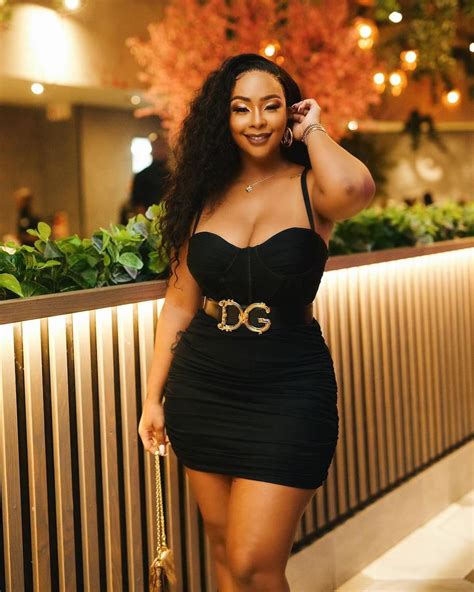 Top 20 Curvy Sa South African Celebrities In 2022 Beautiful Black Women Za