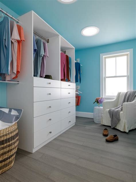 This article is about the hgtv dream home 2021 address. HGTV Dream Home 2021: Main Bedroom + Closet Pictures ...