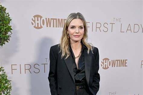 Michelle Pfeiffer S Life Sex Symbol To Brainwashing Cult Daily Star
