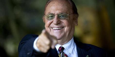 Così renzo arbore parlando di rino gaetano: PizzaFest, cresce l'attesa per Renzo Arbore sul palco con ...
