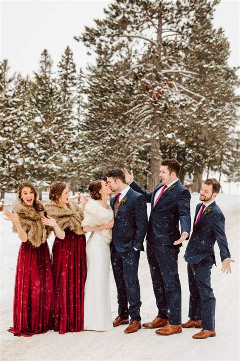 25 Winter Wedding Color Schemes For 2022 Citizenside