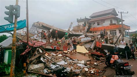 Deretan Bencana Alam Di Indonesia Awal Tahun 2021 DW 19 01 2021