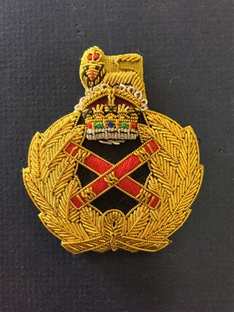 British Army Field Marshals Cap Badge With Kings Crown Quarterdeck
