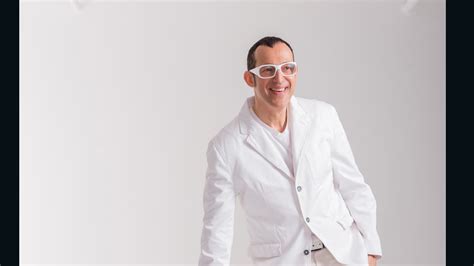 Karim Rashid reinvents clothes as if past didn't exist ...