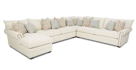 Huntley Traditional Sectional Sofa With Nailhead Trim And Chaise Lounge