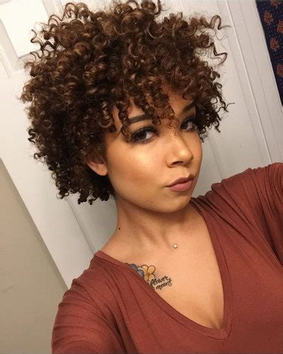 Nowadays, pixie cuts remain popular because of the large variety of lengths and modern styles that suit all hair and face types. 28 Curly Pixie Cuts That Are Perfect for Fall 2017 | Glamour