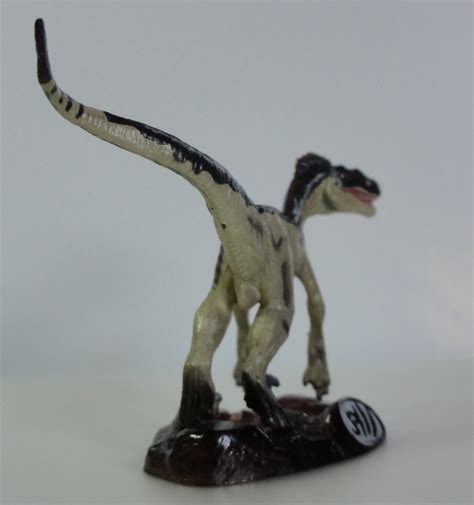 Male Velociraptor Jurassic Park Iii By Kaiyodo Dinosaur Toy Blog