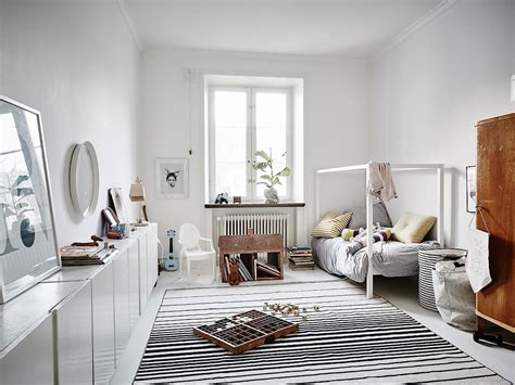White Modern And Vintage Swedish Apartment Look Amazing