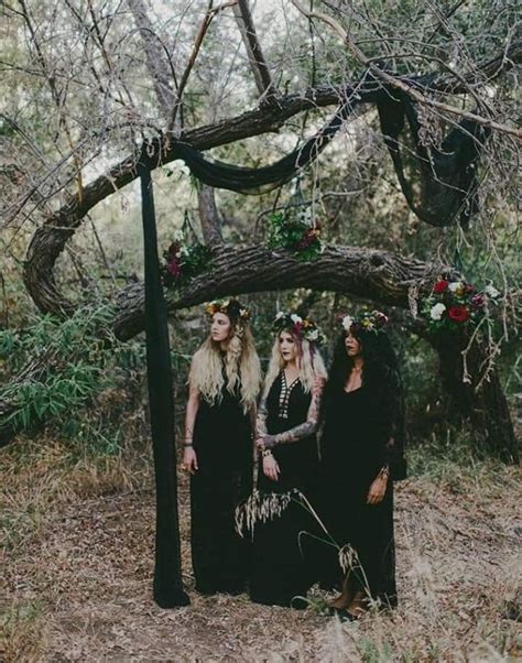 We hope you enjoy our growing collection of hd images to use as a background or home screen for. Pin by Marilyn Sallee on Gothic Wedding | Classy halloween ...