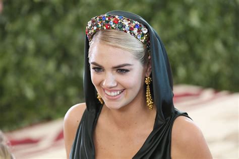 kate upton sexy 19 foto s naakte beroemdheid