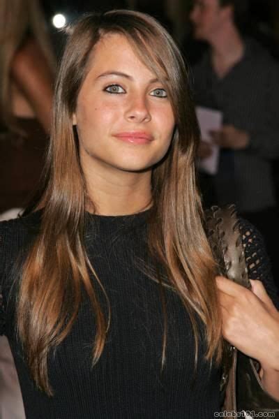 Willa Hollands Awesome Hairs Cool Hairstyles Long Layered Hair