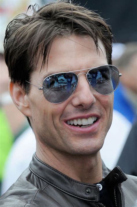 Tom Cruise Wears Ray Ban Aviator Rb 3025 Best Aviator Sunglasses Men