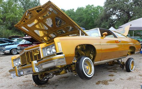 Lowrider Wallpapers Top Free Lowrider Backgrounds Wallpaperaccess