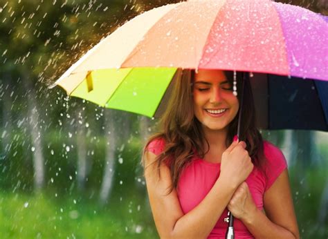 Top 9 Beauty Tips For Rainy Days