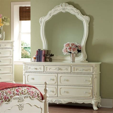 Create the bedroom you really want without breaking your budget. Cinderella Youth Bedroom Set with Daybed Homelegance ...