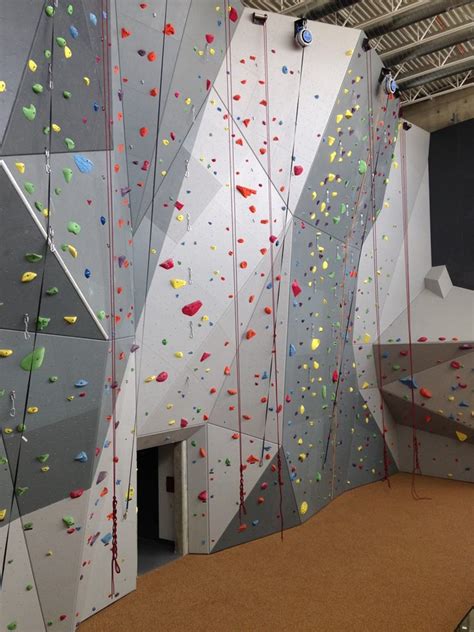 Discount On U Of M Climbing Wall Passes For Members