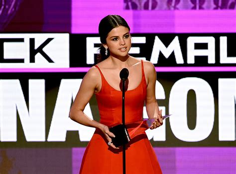 Selena Gomez Gears Up To Return To The American Music Awards Stage My