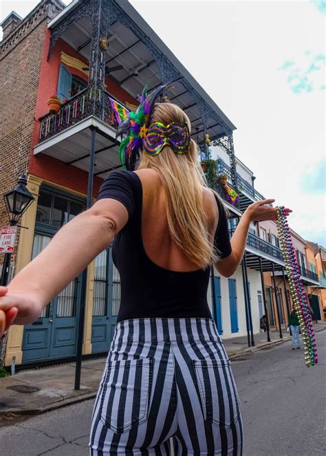 my experience at mardi gras in new orleans the blonde abroad mardi gras outfits mardi gras